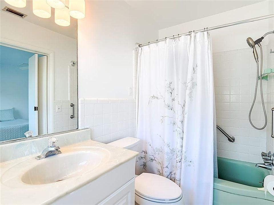 En Venta: $675,000 (3 camas, 3 baños, 2310 Pies cuadrados)