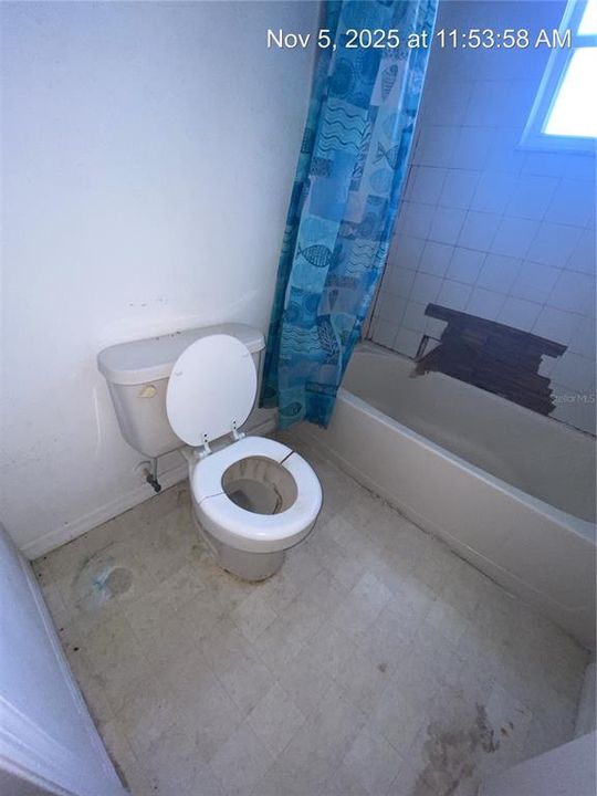 待售: $294,900 (4 贝兹, 2 浴室, 2930 平方英尺)