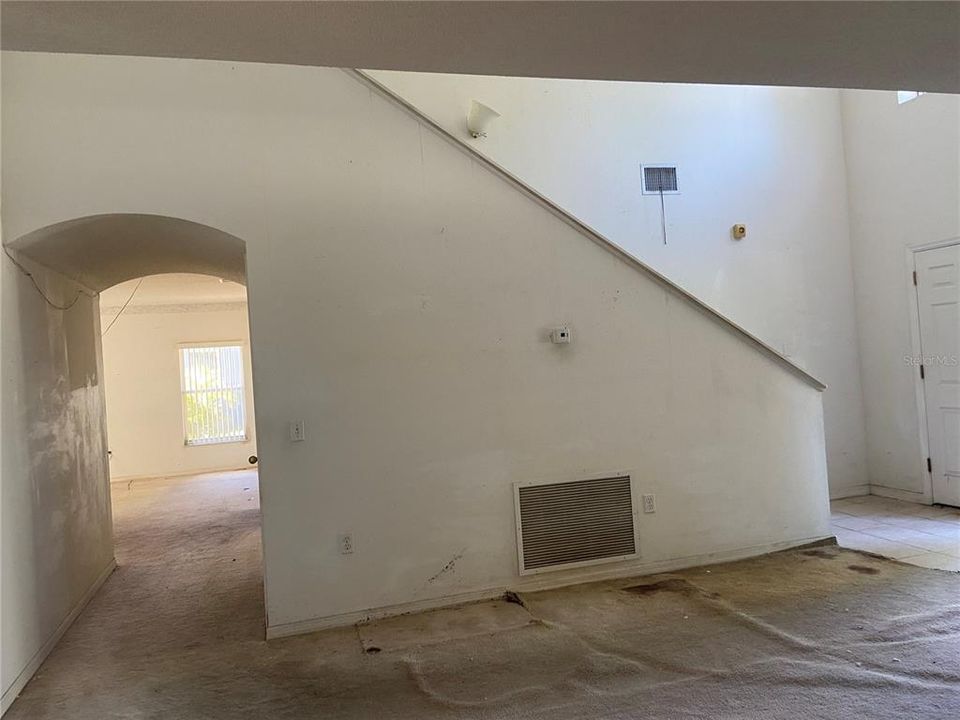 待售: $294,900 (4 贝兹, 2 浴室, 2930 平方英尺)