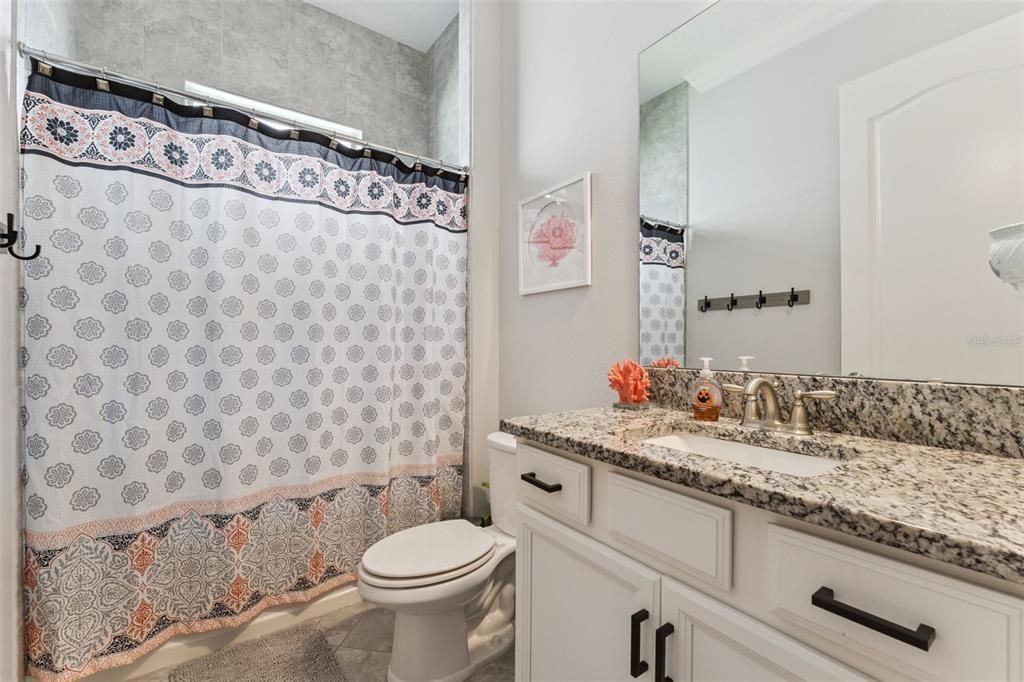 For Rent: $5,875 (5 beds, 5 baths, 3817 Square Feet)