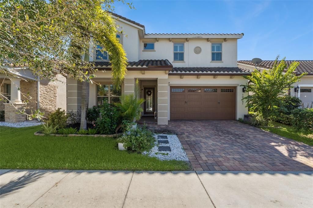 For Rent: $5,875 (5 beds, 5 baths, 3817 Square Feet)