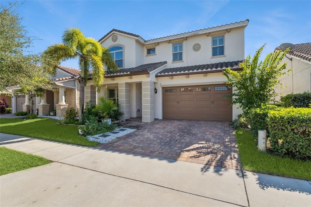 For Rent: $5,875 (5 beds, 5 baths, 3817 Square Feet)