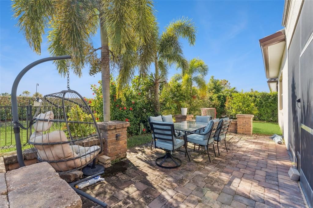 For Rent: $5,875 (5 beds, 5 baths, 3817 Square Feet)