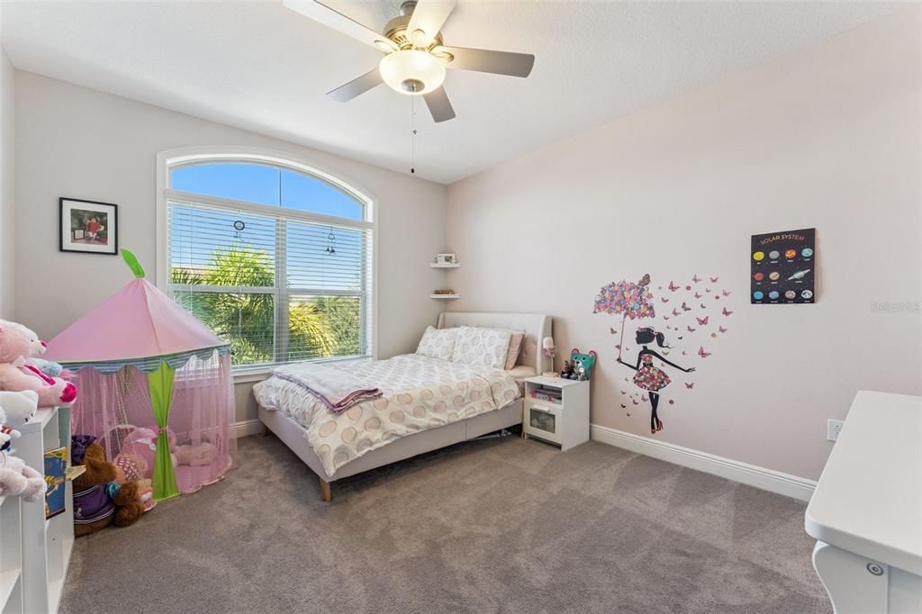 For Rent: $5,875 (5 beds, 5 baths, 3817 Square Feet)