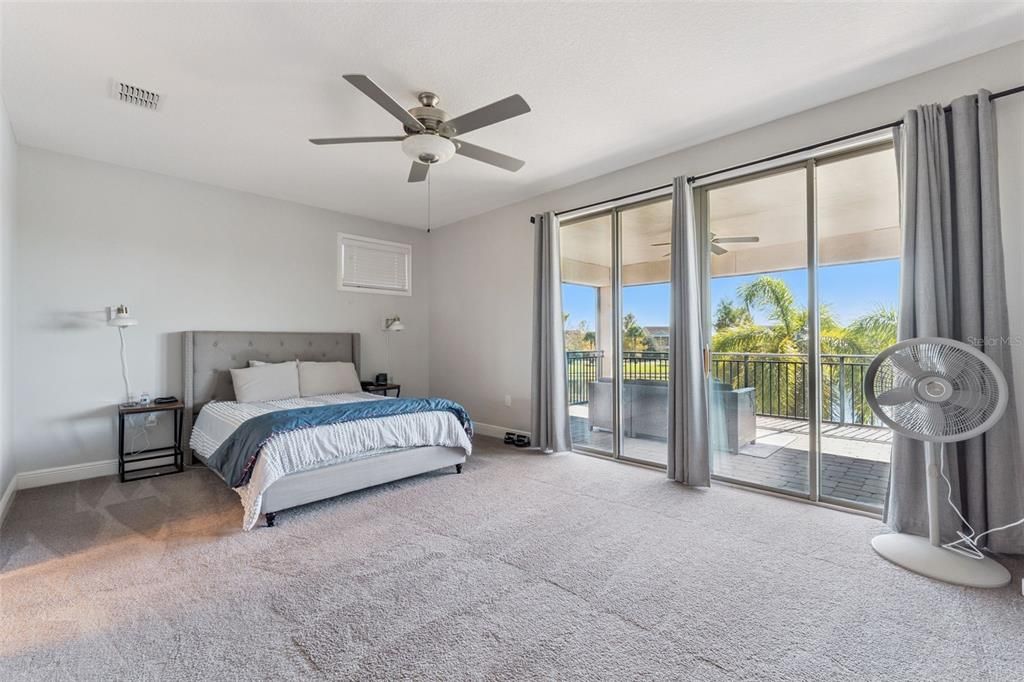 For Rent: $5,875 (5 beds, 5 baths, 3817 Square Feet)