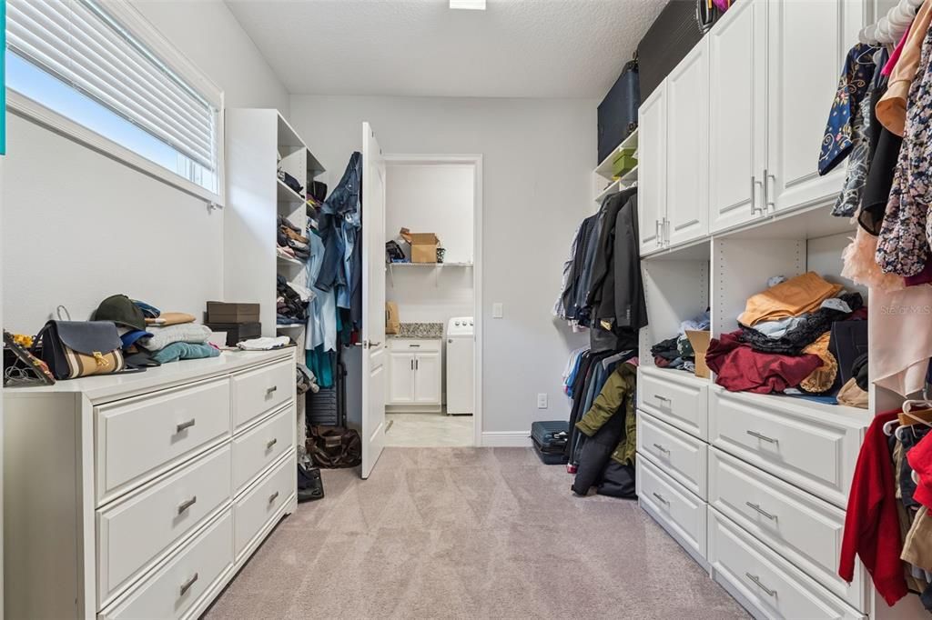 For Rent: $5,875 (5 beds, 5 baths, 3817 Square Feet)