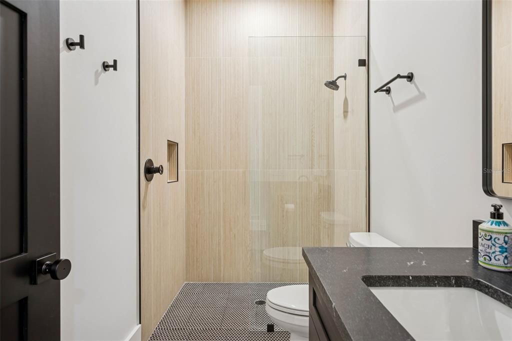 For Sale: $1,800,000 (4 beds, 4 baths, 3298 Square Feet)