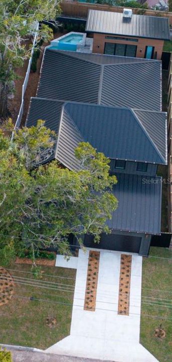 For Sale: $1,800,000 (4 beds, 4 baths, 3298 Square Feet)