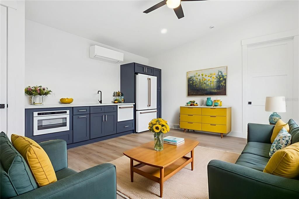 For Sale: $1,800,000 (4 beds, 4 baths, 3298 Square Feet)