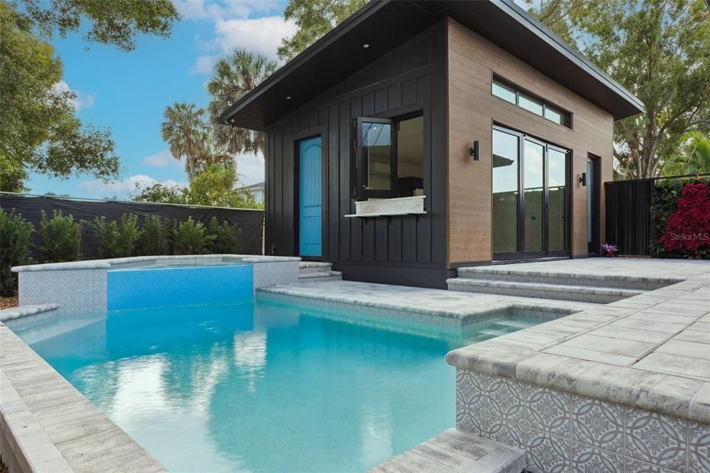 For Sale: $1,800,000 (4 beds, 4 baths, 3298 Square Feet)