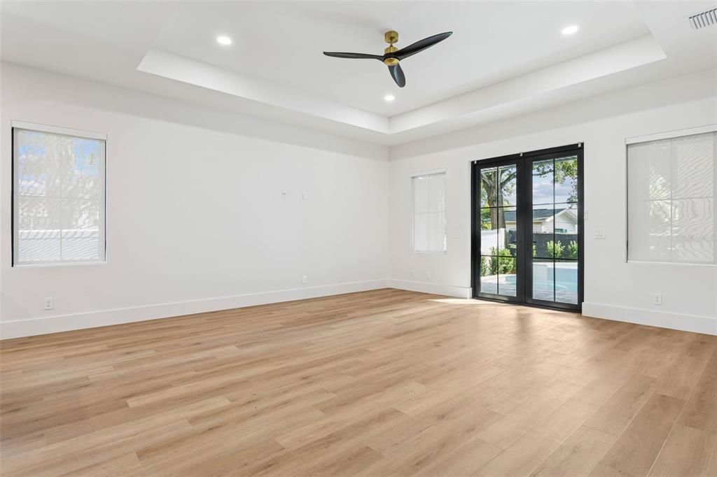 For Sale: $1,800,000 (4 beds, 4 baths, 3298 Square Feet)