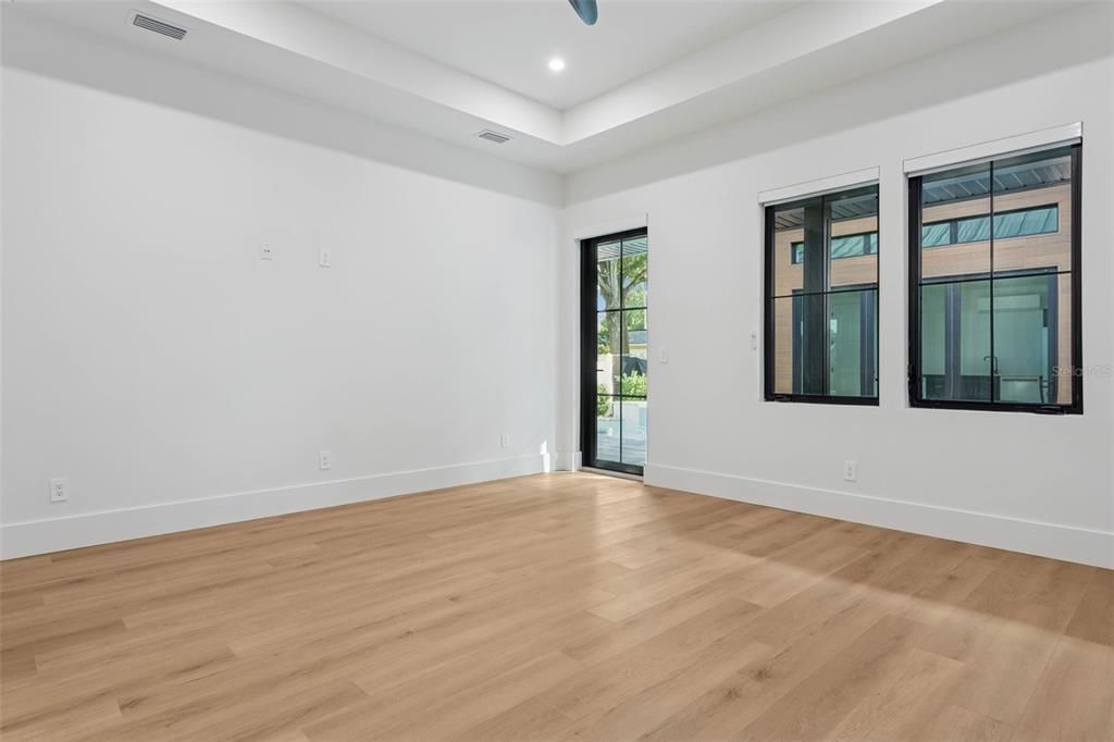 For Sale: $1,800,000 (4 beds, 4 baths, 3298 Square Feet)