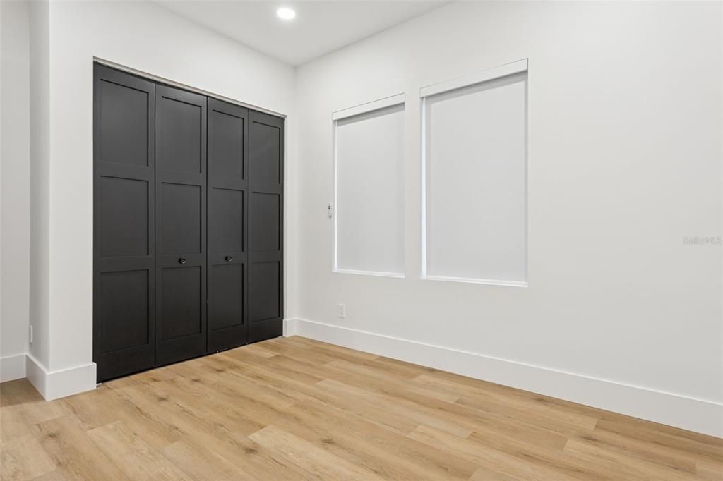 For Sale: $1,800,000 (4 beds, 4 baths, 3298 Square Feet)