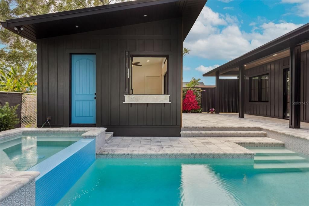 For Sale: $1,800,000 (4 beds, 4 baths, 3298 Square Feet)