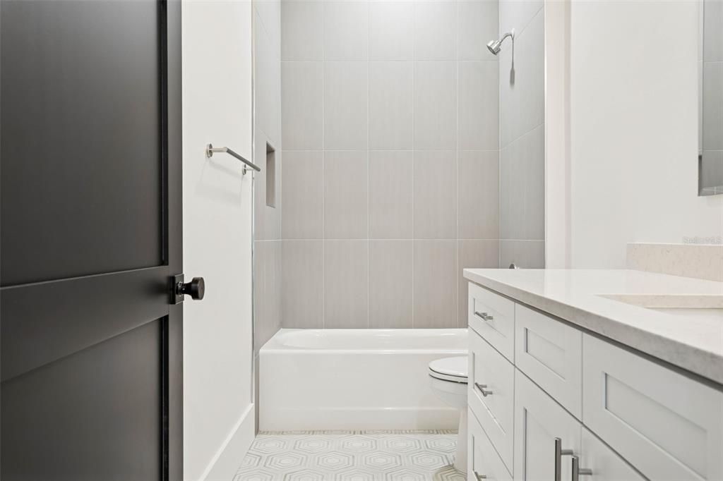 For Sale: $1,800,000 (4 beds, 4 baths, 3298 Square Feet)