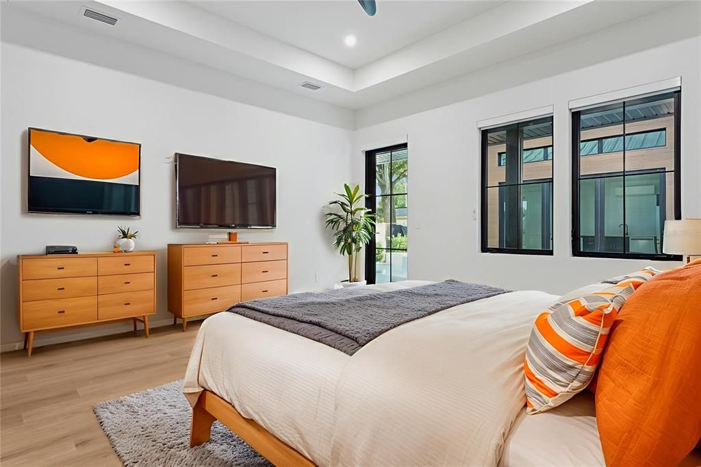 For Sale: $1,800,000 (4 beds, 4 baths, 3298 Square Feet)