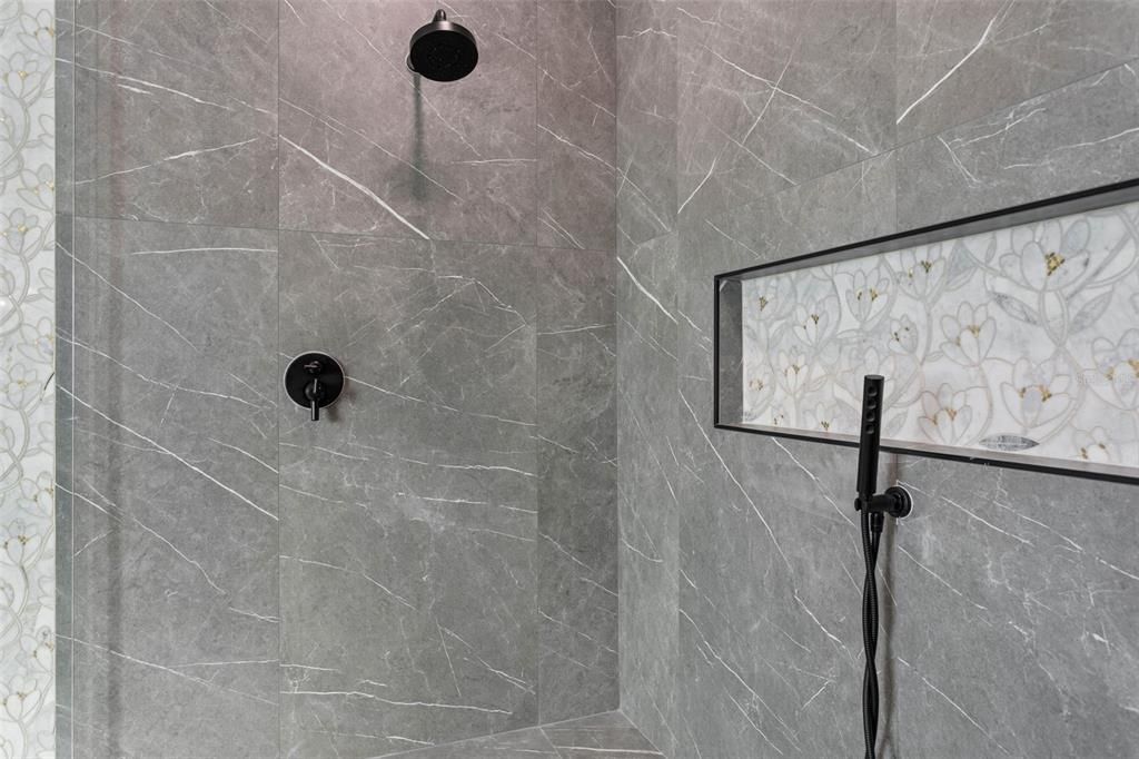 For Sale: $1,800,000 (4 beds, 4 baths, 3298 Square Feet)