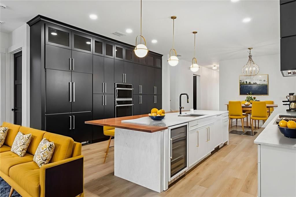 For Sale: $1,800,000 (4 beds, 4 baths, 3298 Square Feet)