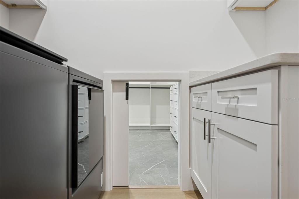 For Sale: $1,800,000 (4 beds, 4 baths, 3298 Square Feet)