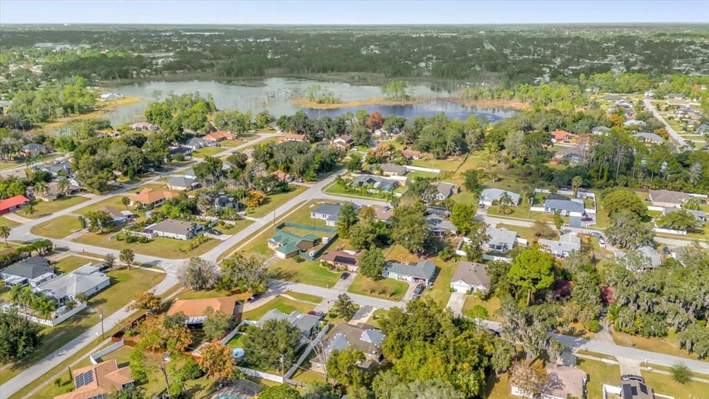 For Sale: $337,000 (4 beds, 2 baths, 2088 Square Feet)