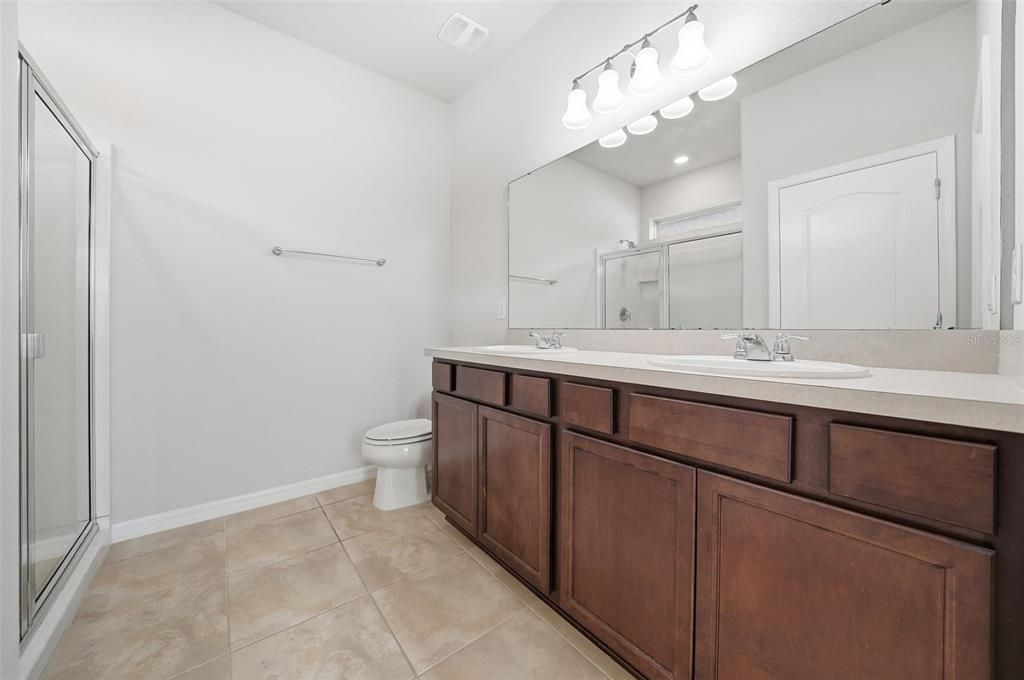 En Venta: $339,999 (3 camas, 2 baños, 1554 Pies cuadrados)