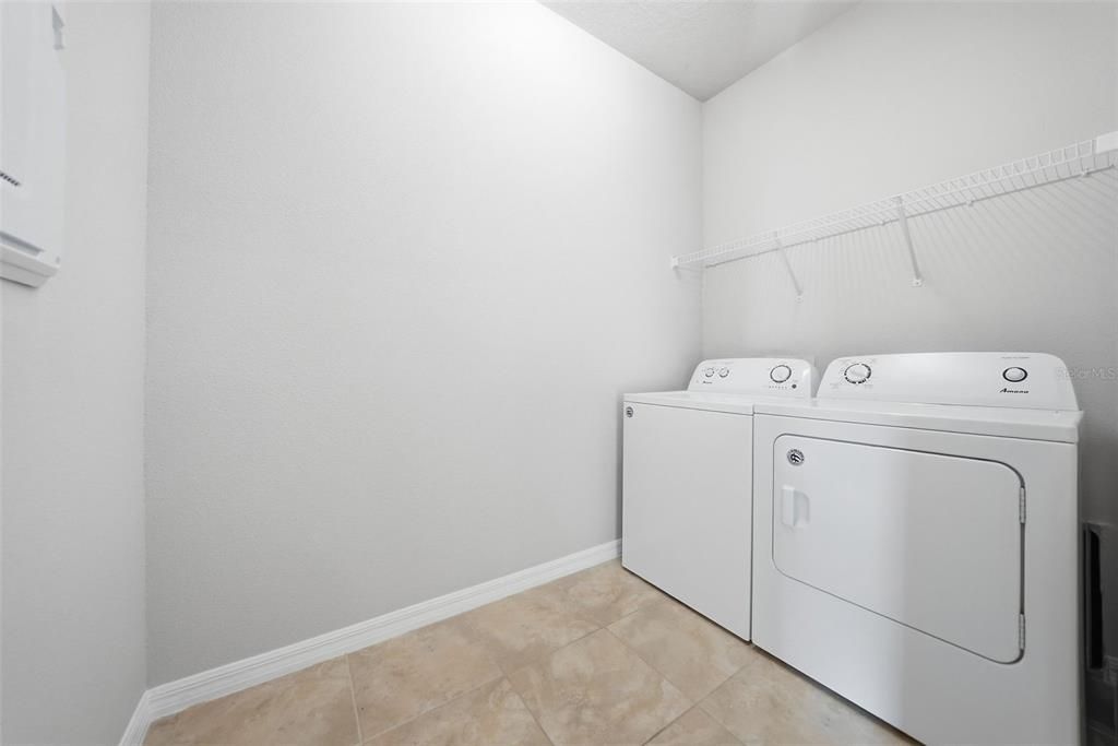 En Venta: $339,999 (3 camas, 2 baños, 1554 Pies cuadrados)