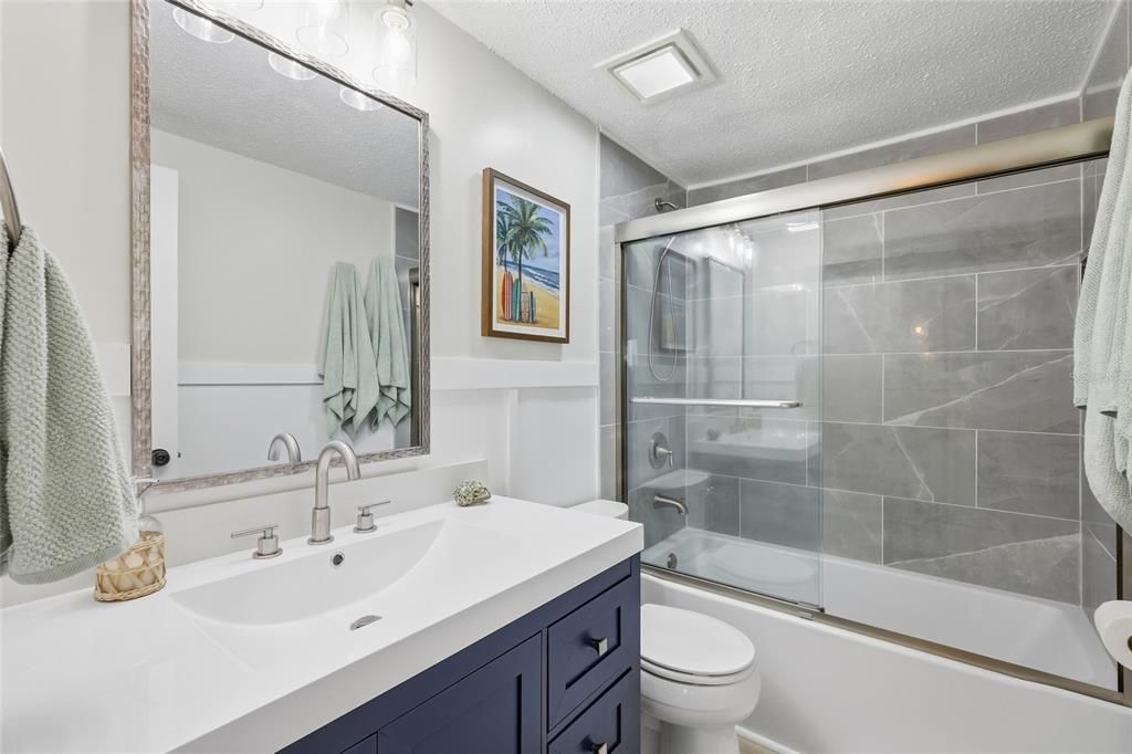 For Sale: $589,900 (2 beds, 2 baths, 1284 Square Feet)