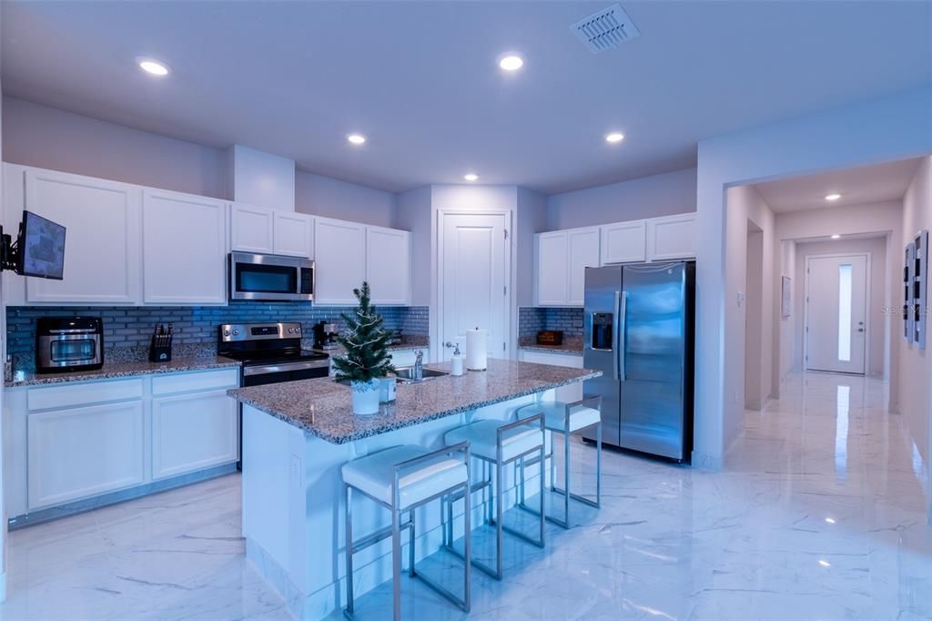 For Sale: $415,000 (3 beds, 2 baths, 1746 Square Feet)