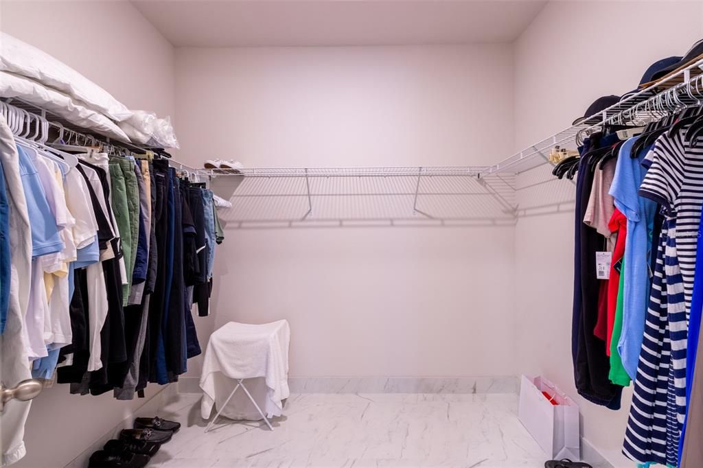 For Sale: $415,000 (3 beds, 2 baths, 1746 Square Feet)