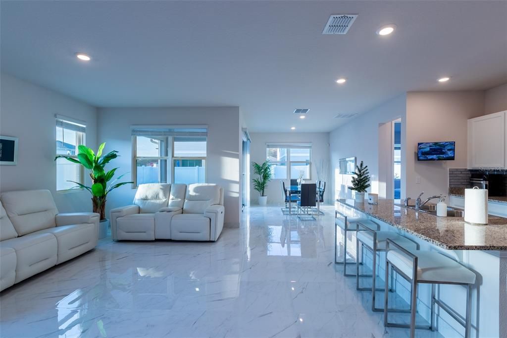 For Sale: $415,000 (3 beds, 2 baths, 1746 Square Feet)