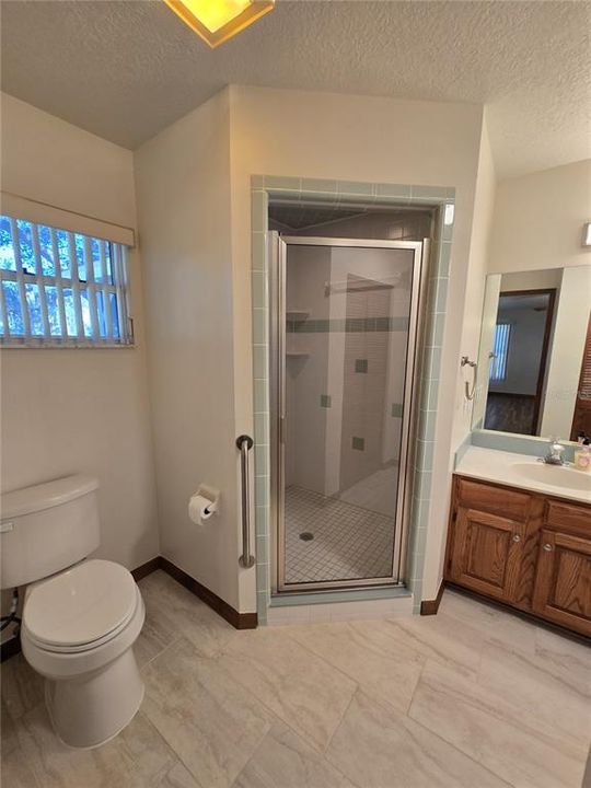 For Rent: $2,800 (4 beds, 3 baths, 2320 Square Feet)