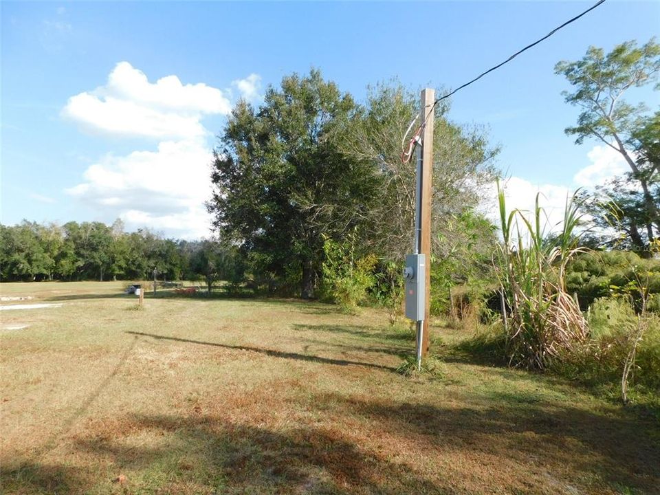 En Venta: $220,000 (5.05 acres)