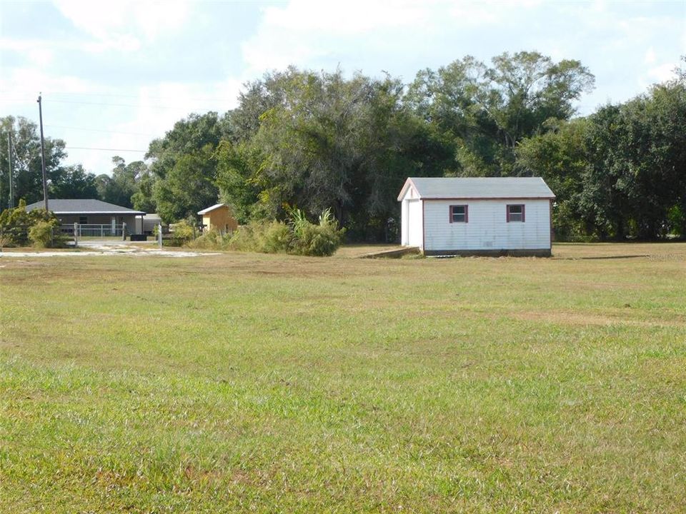 En Venta: $220,000 (5.05 acres)