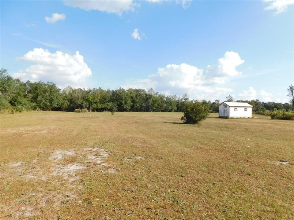 En Venta: $220,000 (5.05 acres)