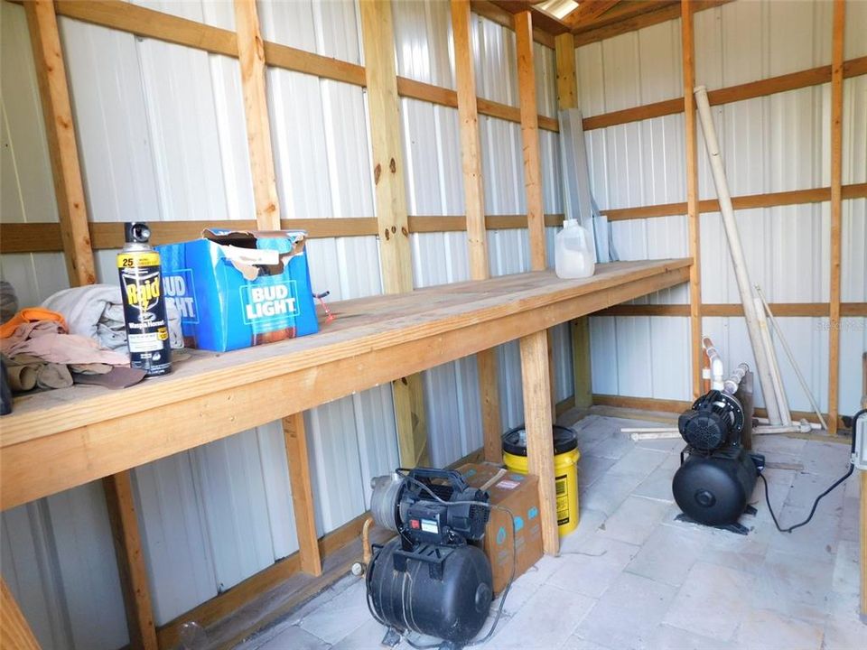 En Venta: $220,000 (5.05 acres)