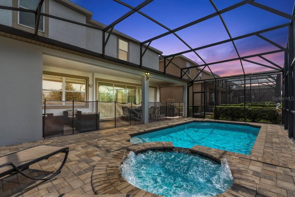 For Sale: $850,000 (9 beds, 6 baths, 4363 Square Feet)