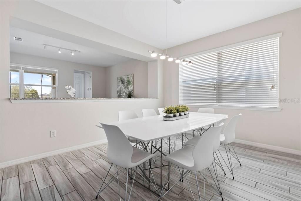 For Sale: $850,000 (9 beds, 6 baths, 4363 Square Feet)