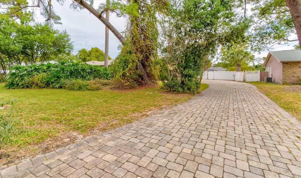 En Venta: $514,900 (4 camas, 2 baños, 2149 Pies cuadrados)