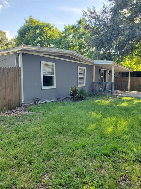 For Rent: $1,795 (5 beds, 2 baths, 2200 Square Feet)