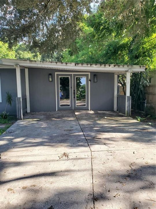 For Rent: $1,795 (5 beds, 2 baths, 2200 Square Feet)