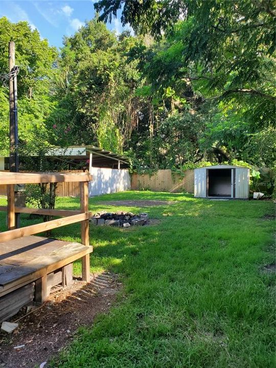 For Rent: $1,795 (5 beds, 2 baths, 2200 Square Feet)