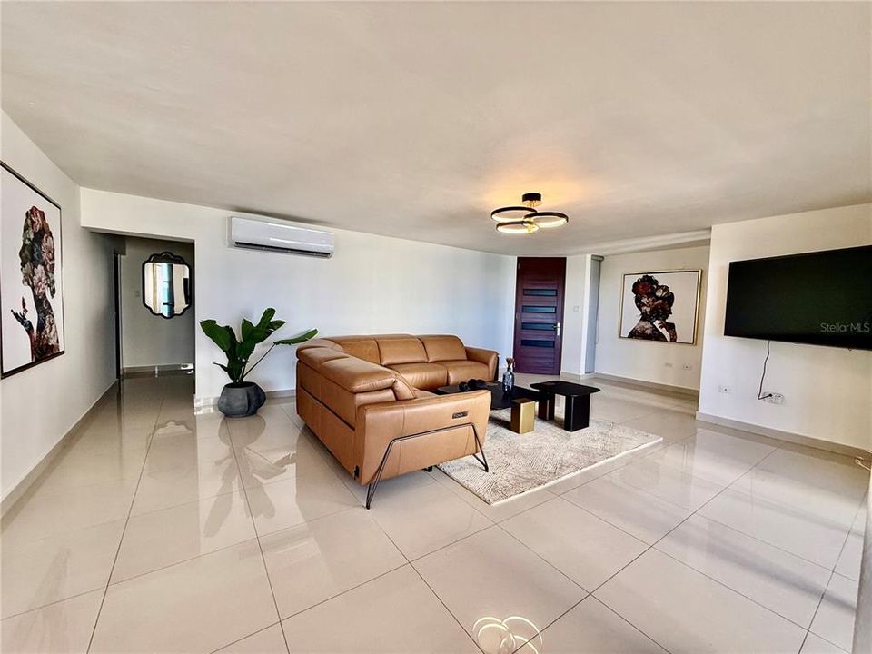 En Renta: $11,000 (3 camas, 2 baños, 1913 Pies cuadrados)