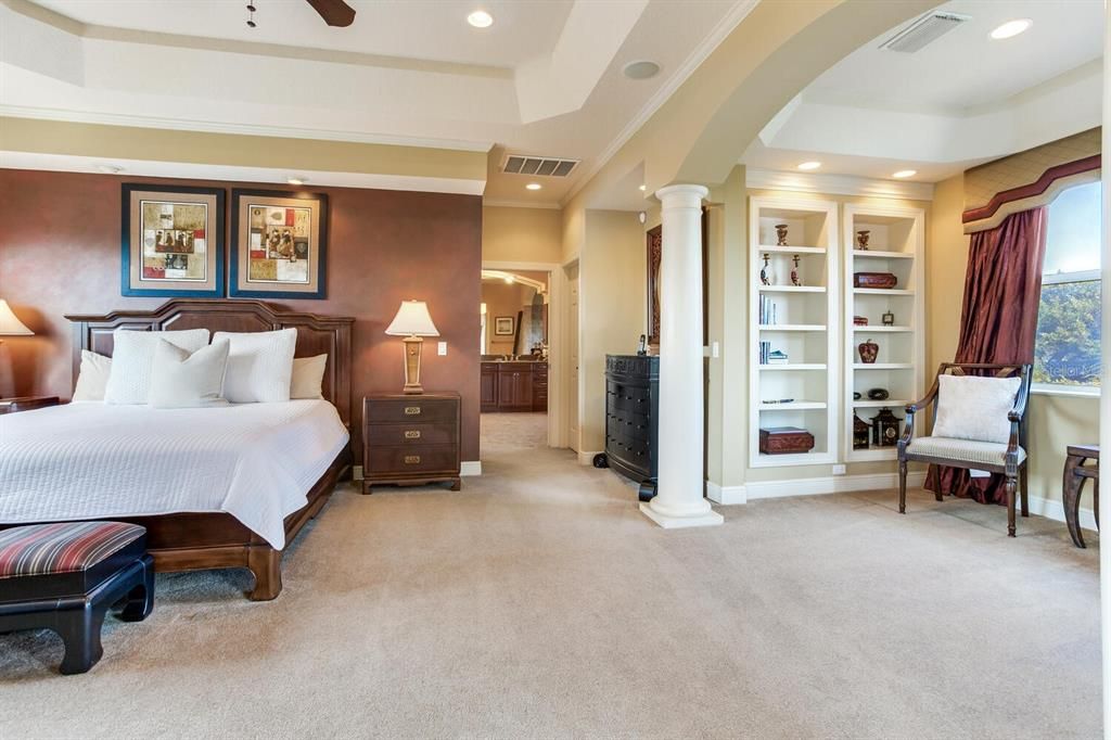 For Sale: $2,695,000 (4 beds, 3 baths, 4142 Square Feet)