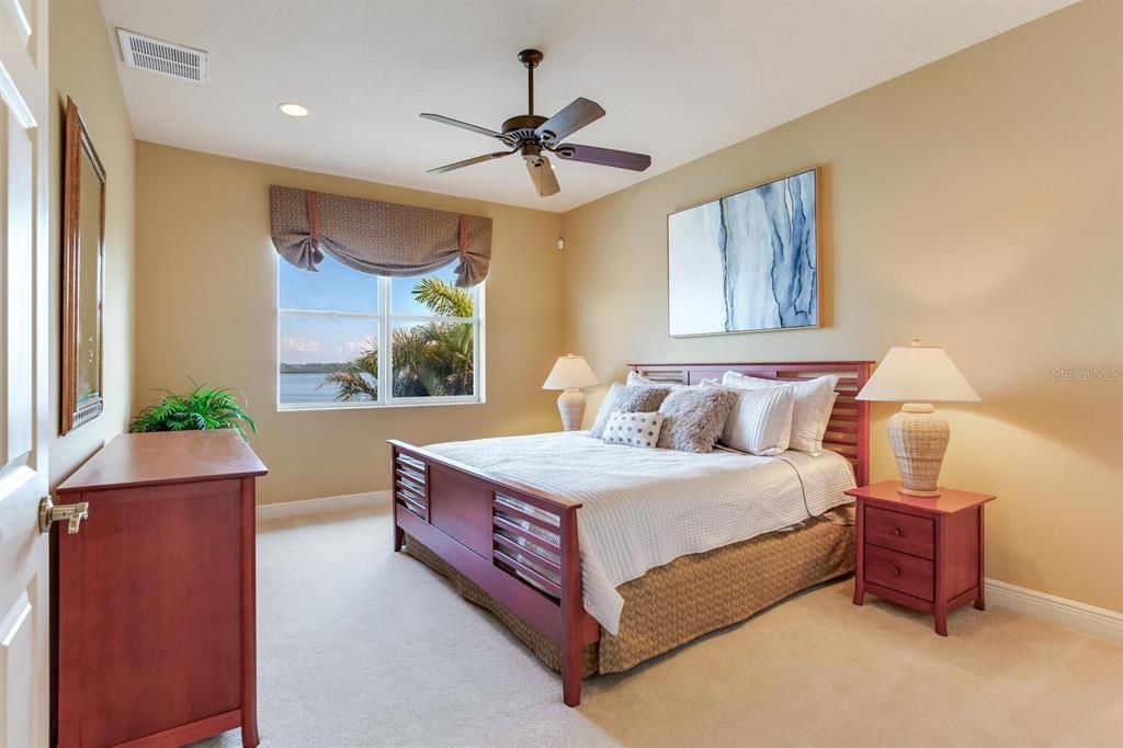 For Sale: $2,695,000 (4 beds, 3 baths, 4142 Square Feet)