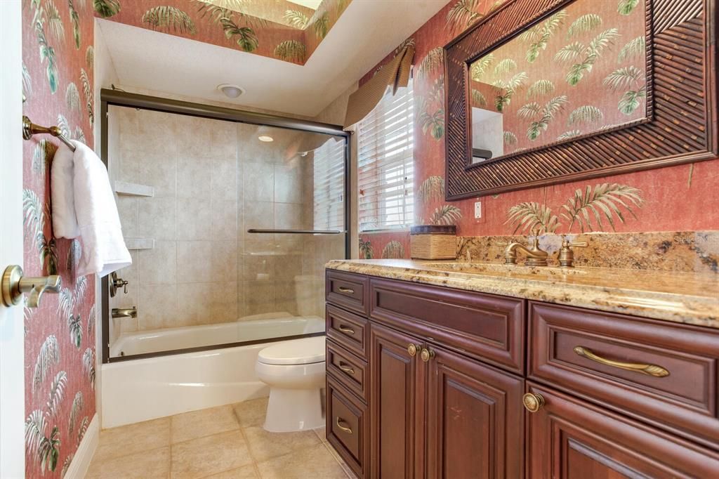 For Sale: $2,695,000 (4 beds, 3 baths, 4142 Square Feet)