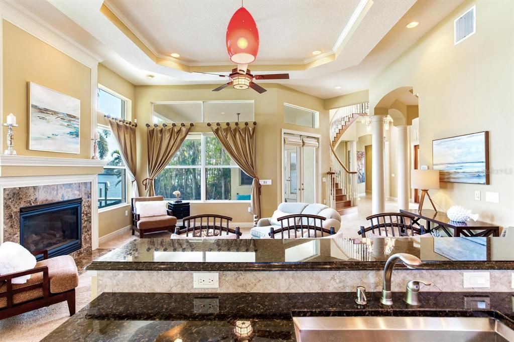 For Sale: $2,695,000 (4 beds, 3 baths, 4142 Square Feet)