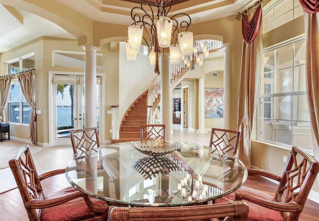 For Sale: $2,695,000 (4 beds, 3 baths, 4142 Square Feet)