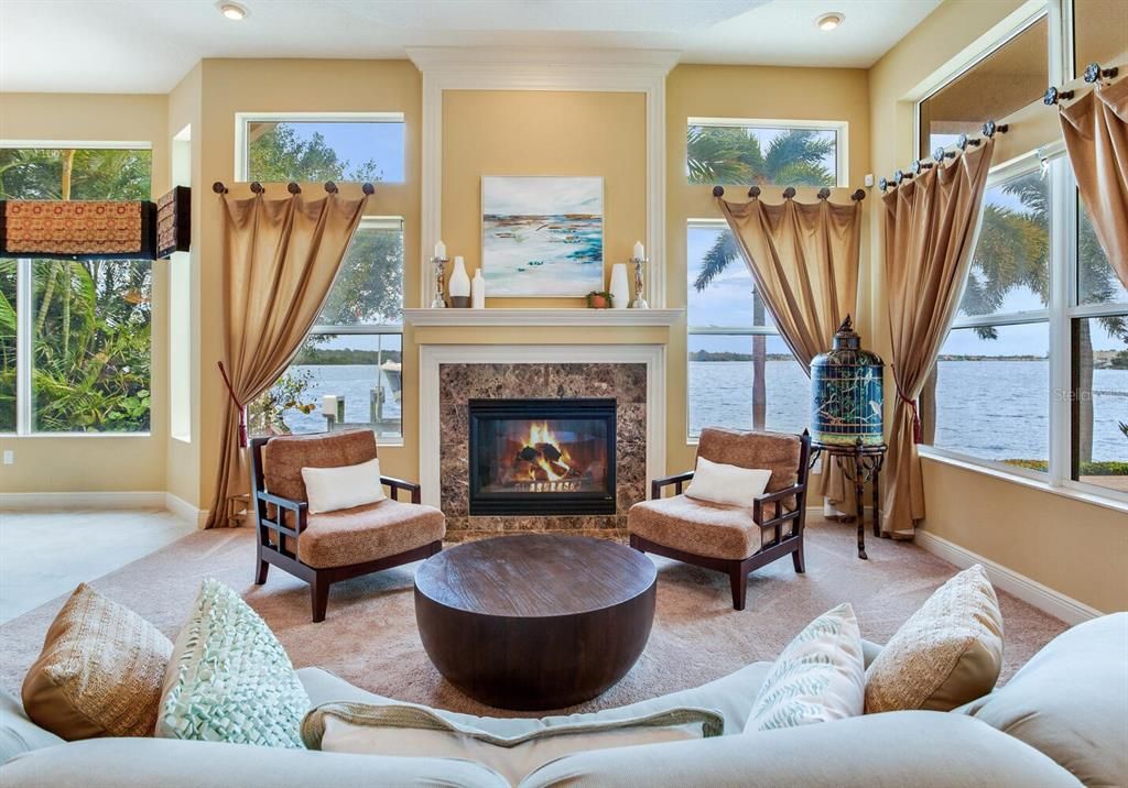 For Sale: $2,695,000 (4 beds, 3 baths, 4142 Square Feet)