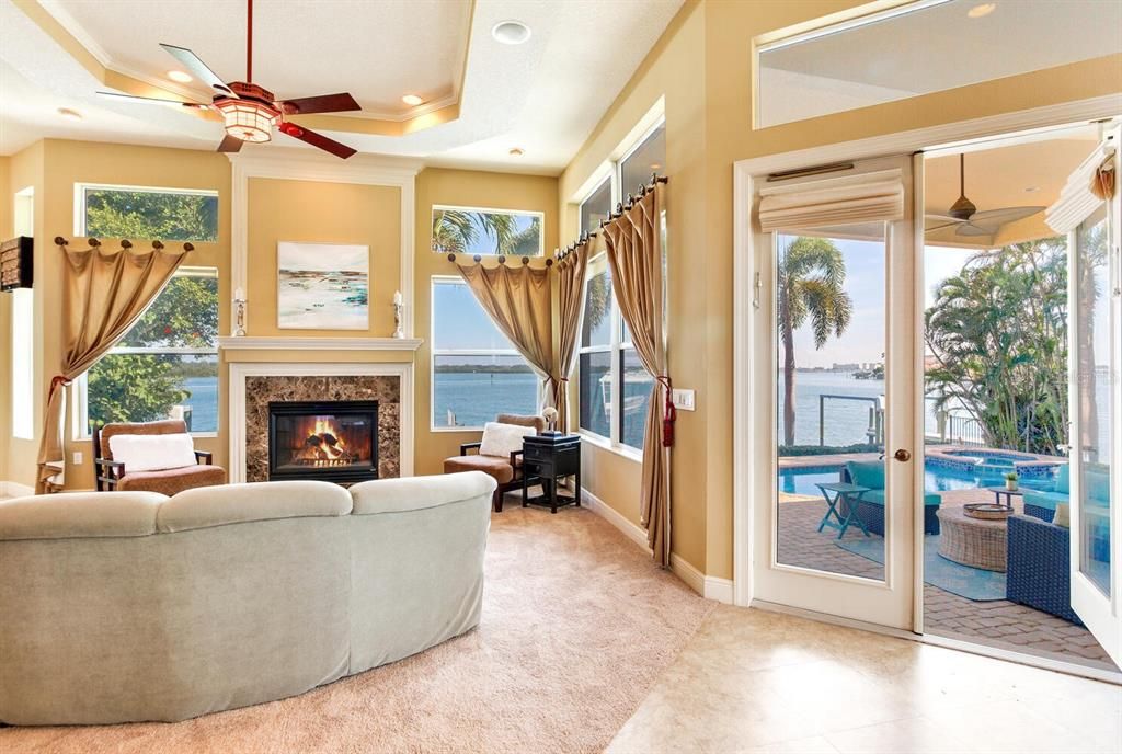 For Sale: $2,695,000 (4 beds, 3 baths, 4142 Square Feet)