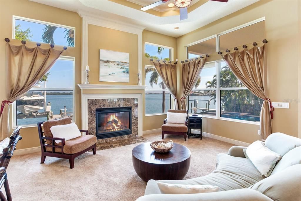 For Sale: $2,695,000 (4 beds, 3 baths, 4142 Square Feet)